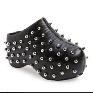 AZALEA WANG Romesco Studded Platform Clog in Black size 8.5